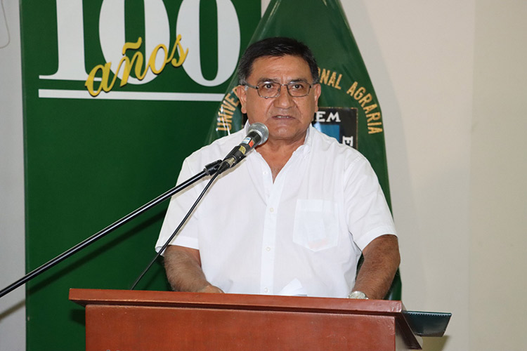 Dr. Américo Guevara Pérez Rector UNALM