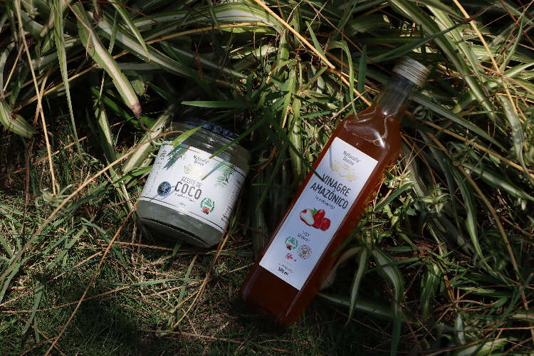 Vinagre Amazónico y Aceite de coco