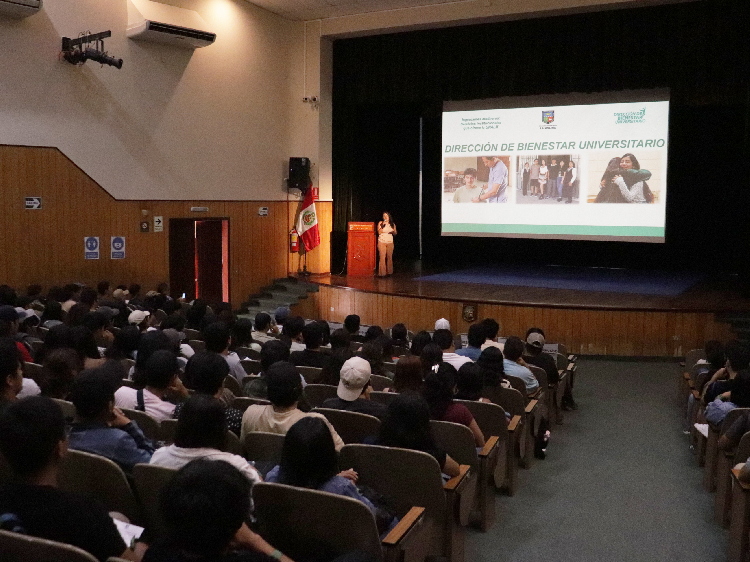 presentación servicios de la Unidad de Actividades Deportivas