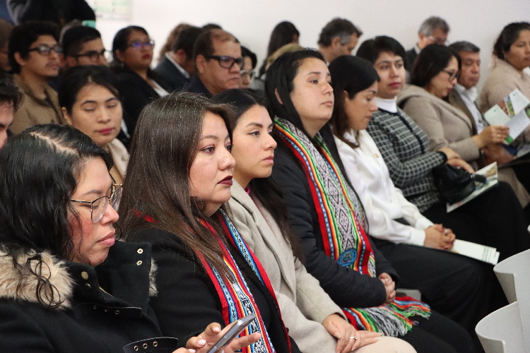 programa contempló proyección de videos de ponentes internacionales y una exposición de muestras de la agrobiodiversidad nacional