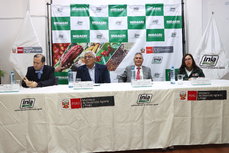 programa contempló saludos institucionales