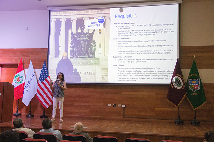 Laura Balbuena, directora ejecutiva de Fulbright Perú