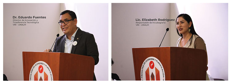 Eduardo Fuentes y Elizabeth Rodríguez brindan sus discursos en el podio de la facultad